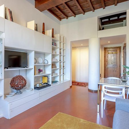 Discovering Firenze Bagian luar foto